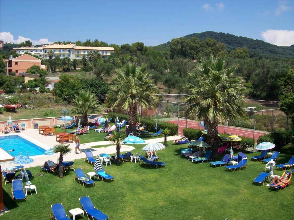 Thomas Bay Hotel Agios Stefanos Avliotes  Exterior foto